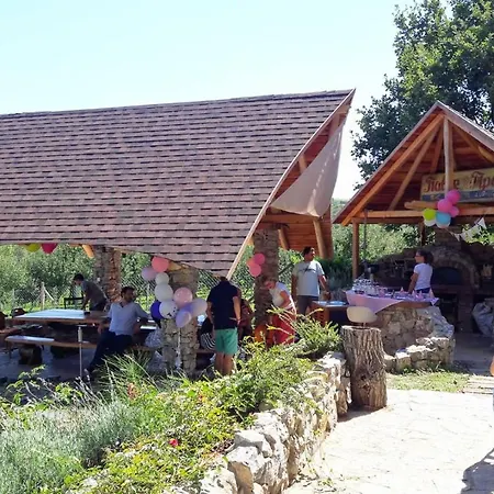 Rustic Jarilo, An Oasis Of Peace In Nature Дом отдыха *