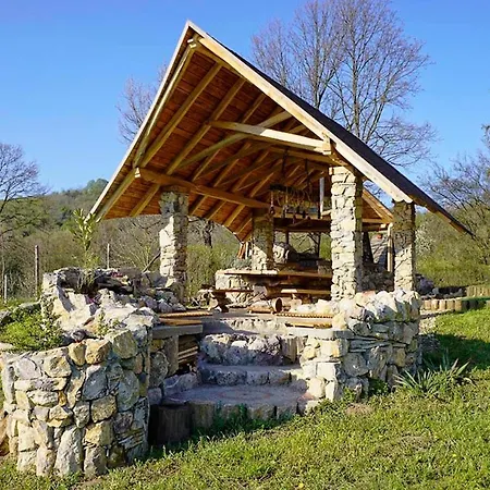 Mountain Jarilo - Scenic Fruska Gora Retreat With Fireplace, Sauna And Large Private Yard