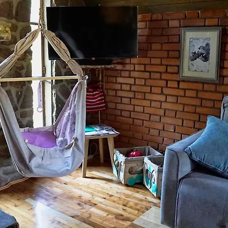 Mountain Jarilo - Scenic Fruska Gora Retreat With Fireplace, Sauna And Large Private Yard Lezimir