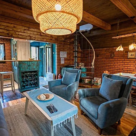 Mountain Jarilo - Scenic Fruska Gora Retreat With Fireplace, Sauna And Large Private Yard *