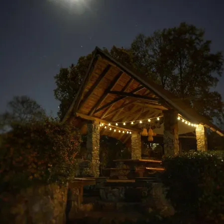 Mountain Jarilo - Scenic Fruska Gora Retreat With Fireplace, Sauna And Large Private Yard